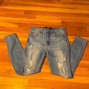 hollister high-rise crop super skinny jeans!